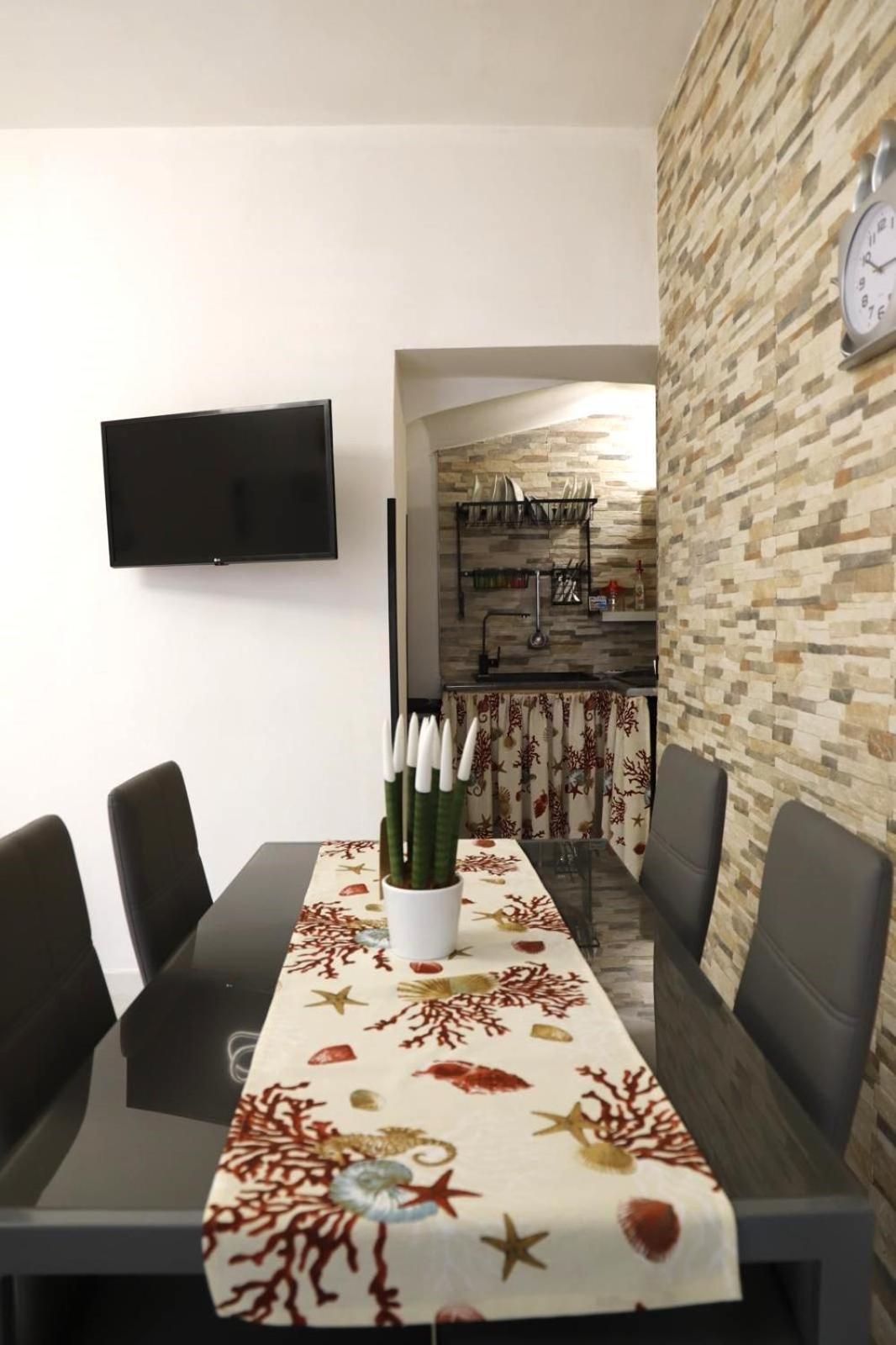 Lo Scarrozzo Room Palermo Exteriör bild