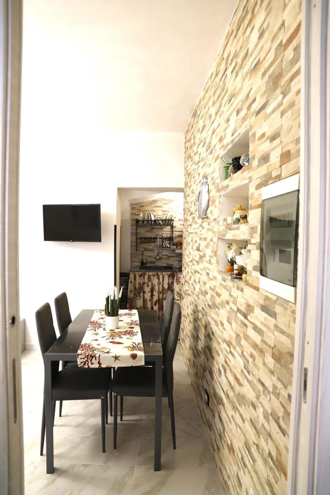 Lo Scarrozzo Room Palermo Exteriör bild